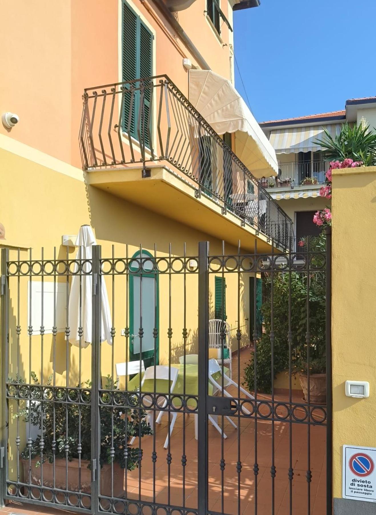 Bistrot Del Mare Apartment Санто Стефано ал Маре Екстериор снимка