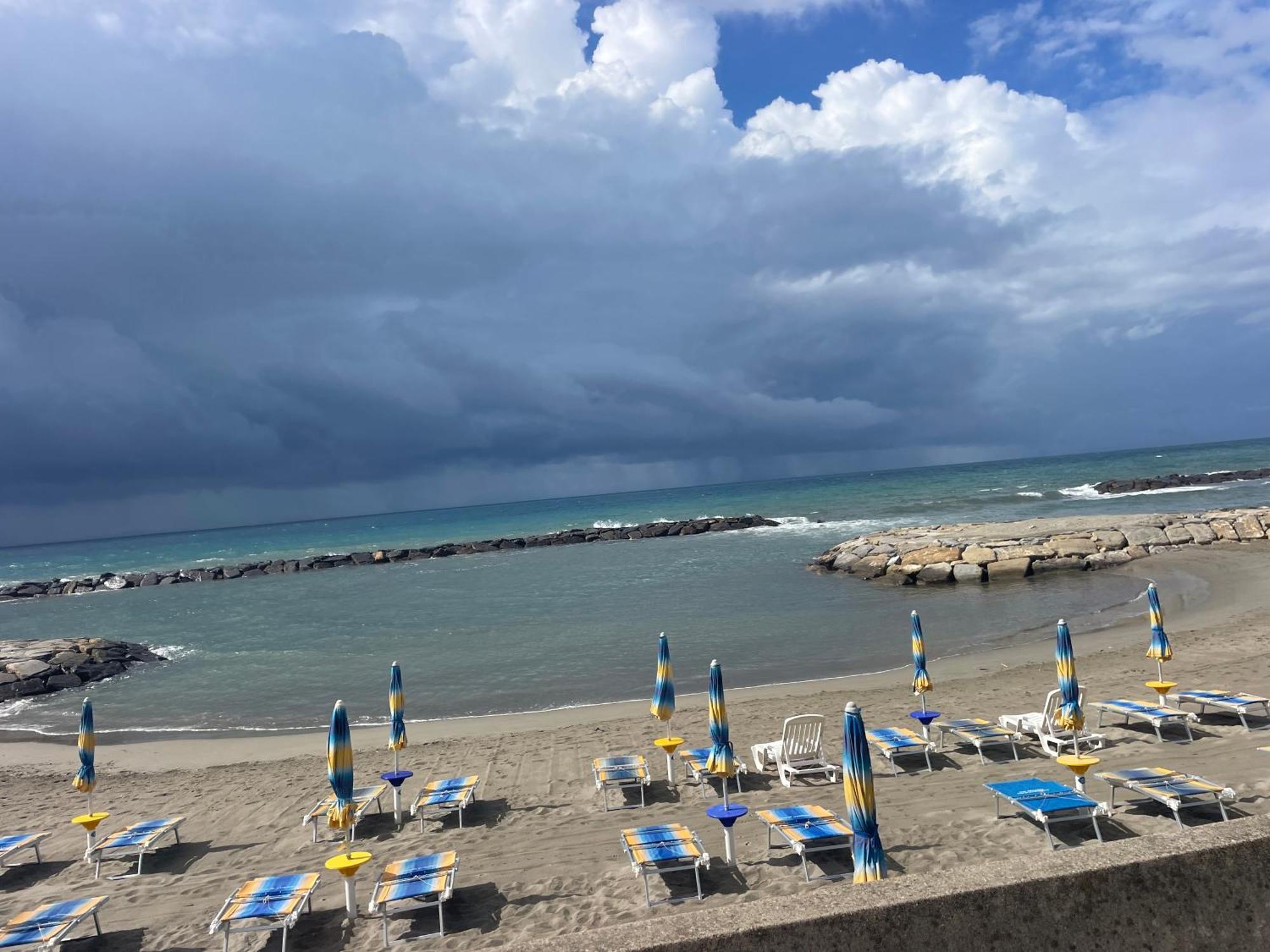 Bistrot Del Mare Apartment Санто Стефано ал Маре Екстериор снимка