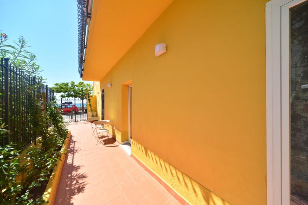 Bistrot Del Mare Apartment Санто Стефано ал Маре Екстериор снимка